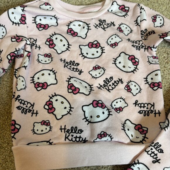 Hello kitty Girl Sweat Matching Lounge Set Pink size 4T - Picture 6 of 11
